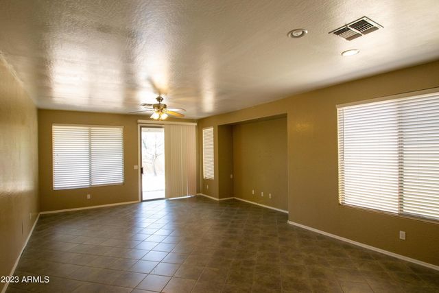 3381 W THOREAU Lane, Anthem, AZ 85086