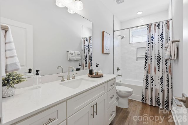 8612 Chagrin Drive, Cornelius, NC 28031