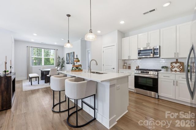 8612 Chagrin Drive, Cornelius, NC 28031