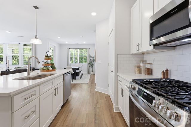 8612 Chagrin Drive, Cornelius, NC 28031