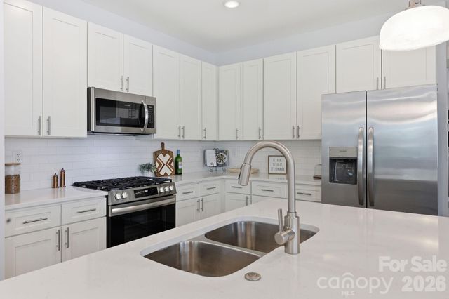 8612 Chagrin Drive, Cornelius, NC 28031