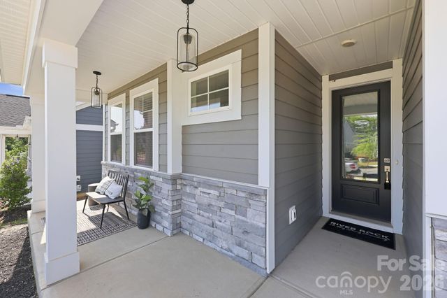 8612 Chagrin Drive, Cornelius, NC 28031