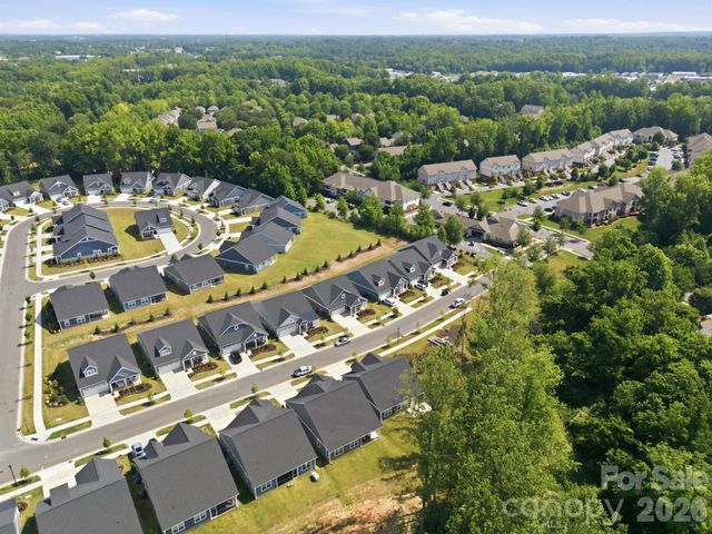 8612 Chagrin Drive, Cornelius, NC 28031