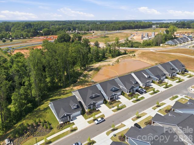 8612 Chagrin Drive, Cornelius, NC 28031