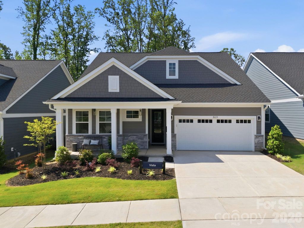 8612 Chagrin Drive, Cornelius, NC 28031