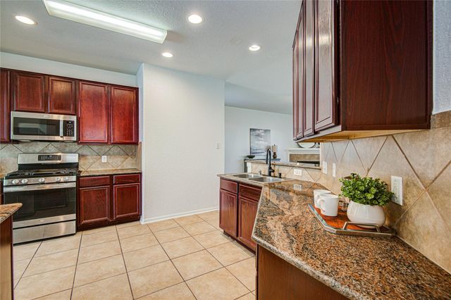 19006 Ashford Square Street, Tomball, TX 77375