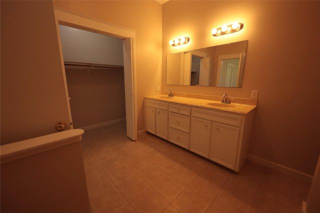 3289 County Road 158, Boling, TX 77420