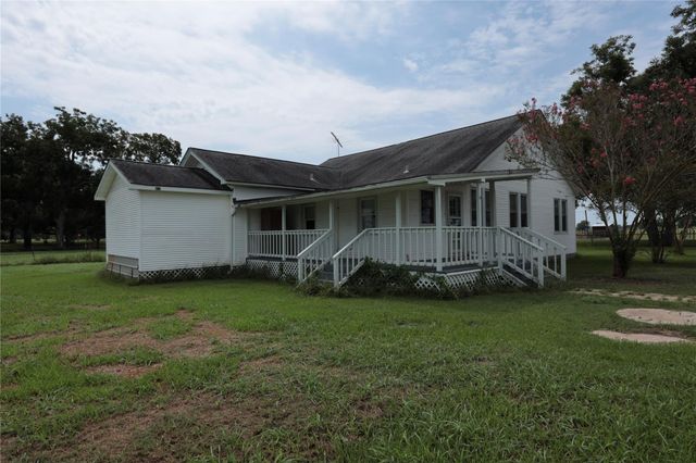 3289 County Road 158, Boling, TX 77420
