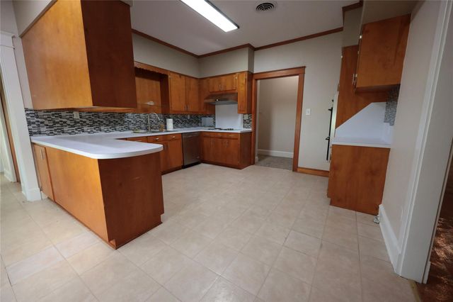 3289 County Road 158, Boling, TX 77420