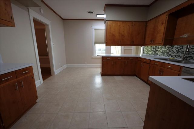 3289 County Road 158, Boling, TX 77420