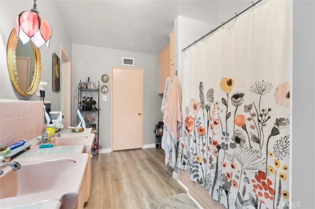 1406 N Vista Street North, Los Angeles, CA 90046