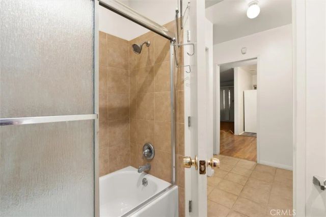 1406 N Vista Street North, Los Angeles, CA 90046