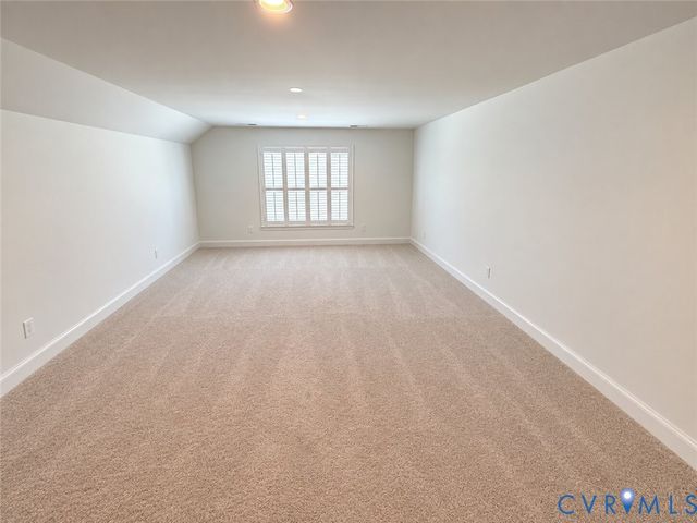 8819 Roberta Rd, Mechanicsville, VA 23116