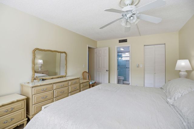 721 Lori Drive 113, Palm Springs, FL 33461