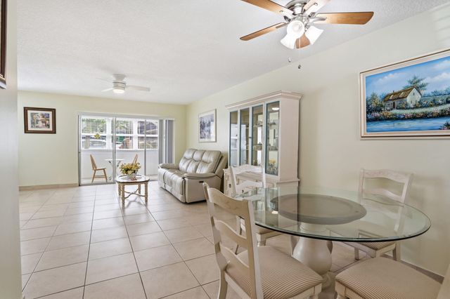 721 Lori Drive 113, Palm Springs, FL 33461