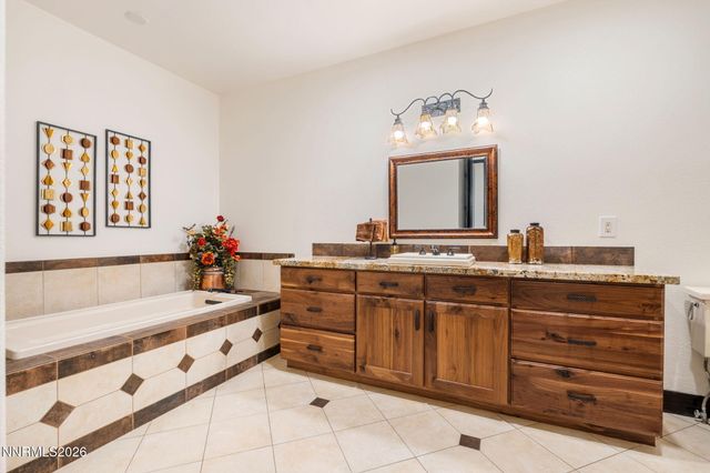 5764 Carl Dr Drive, Reno, NV 89511
