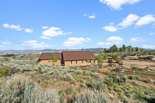 5764 Carl Dr Drive, Reno, NV 89511