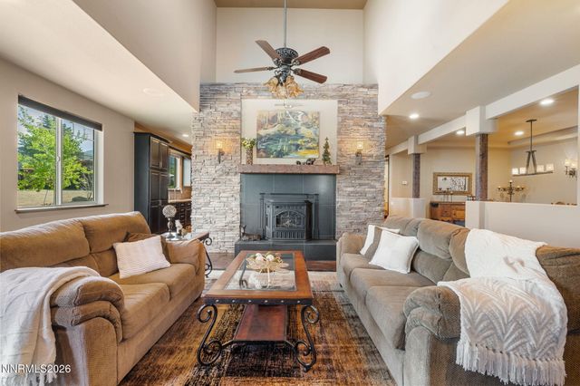 5764 Carl Dr Drive, Reno, NV 89511