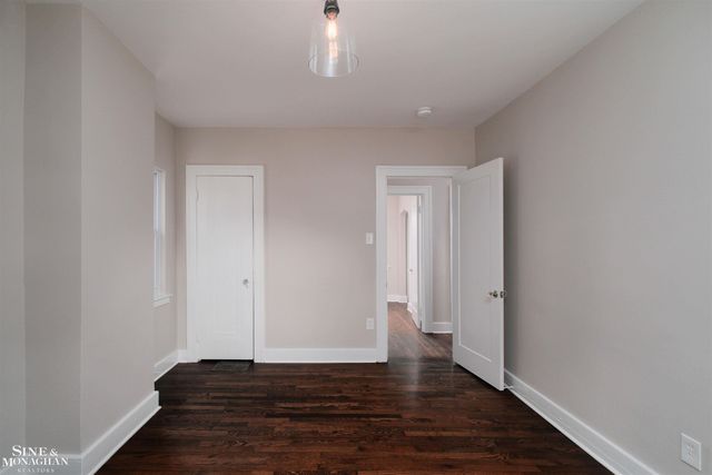 1837 Brys Drive, Grosse Pointe Woods, MI 48236