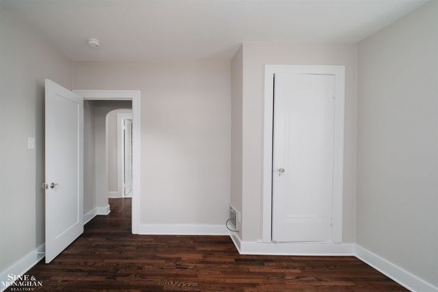 1837 Brys Drive, Grosse Pointe Woods, MI 48236