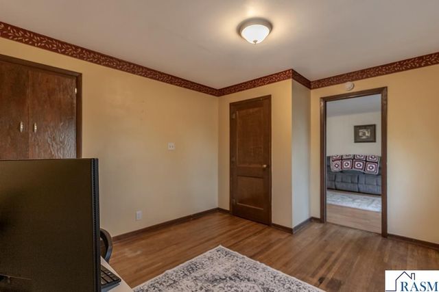 711 E Blue Earth Street, Lake Crystal, MN 56055