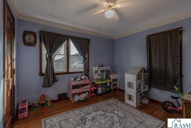 711 E Blue Earth Street, Lake Crystal, MN 56055