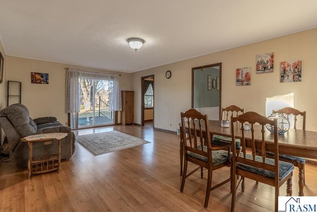 711 E Blue Earth Street, Lake Crystal, MN 56055