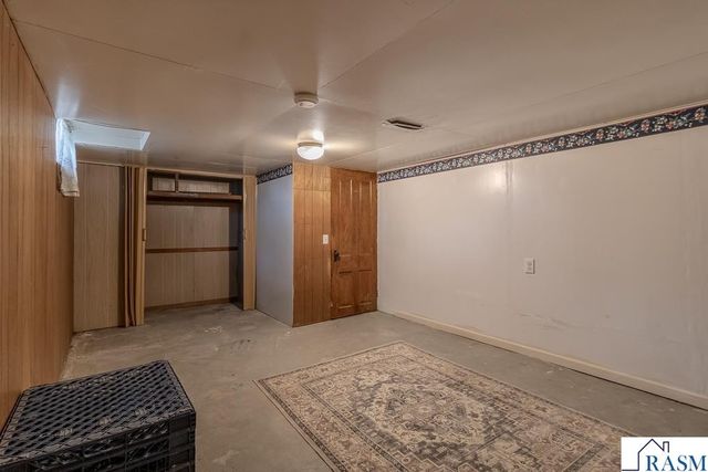 711 E Blue Earth Street, Lake Crystal, MN 56055