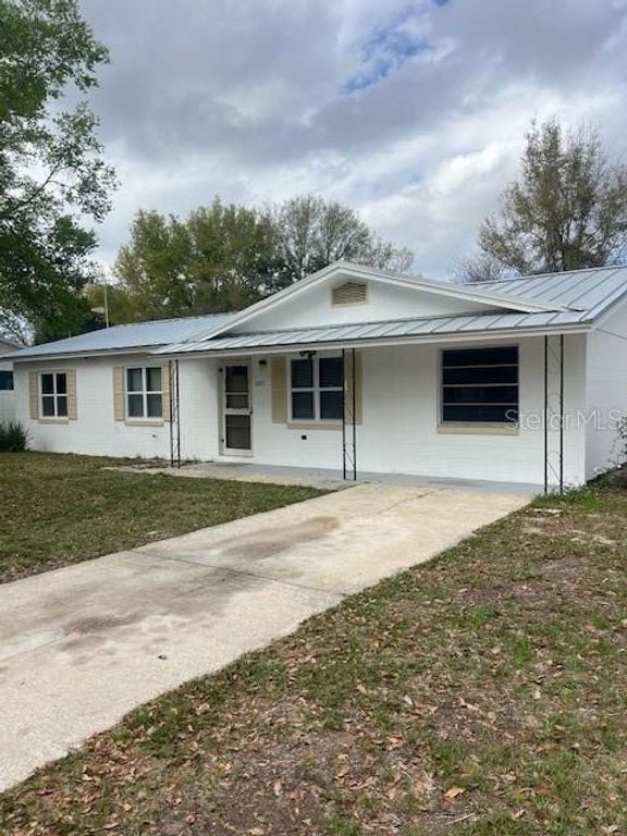 1021 SUN COUNTRY COURT, Mount Dora, FL 32757