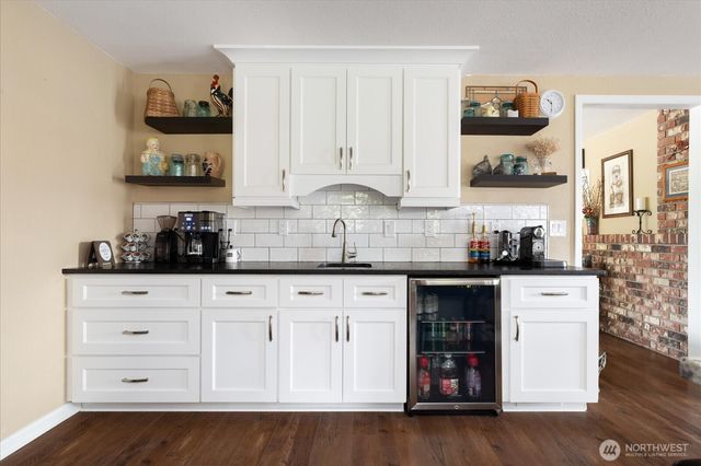 1596 Links Way, Oak Harbor, WA 98277