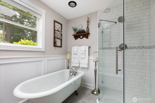 1596 Links Way, Oak Harbor, WA 98277