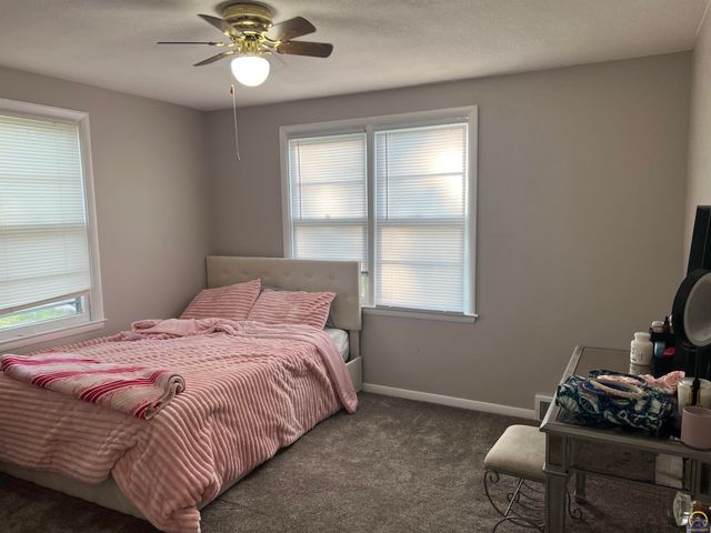3404 NW Rochester RD, Topeka, KS 66617