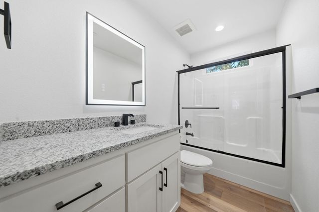 729 Shasta Park Drive, Shasta Lake, CA 96019