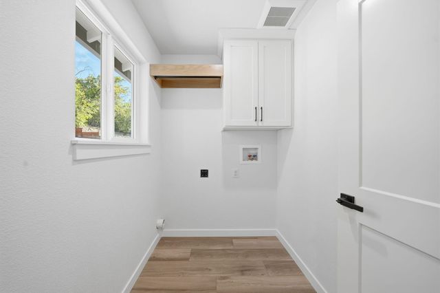 729 Shasta Park Drive, Shasta Lake, CA 96019