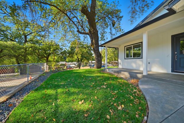 729 Shasta Park Drive, Shasta Lake, CA 96019