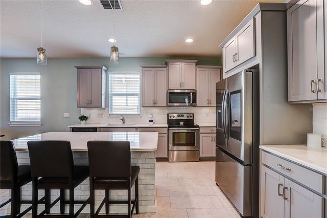 1014 NIGHT SONG STREET, Valrico, FL 33594