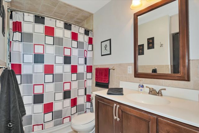 509 Old Hickory Road, New Lenox, IL 60451