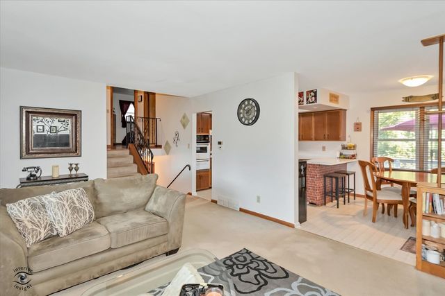 509 Old Hickory Road, New Lenox, IL 60451
