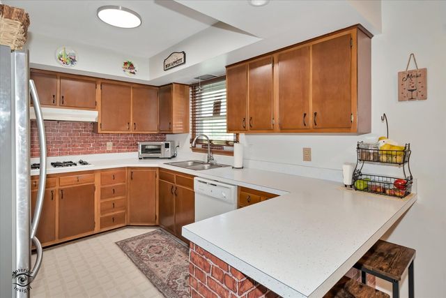509 Old Hickory Road, New Lenox, IL 60451