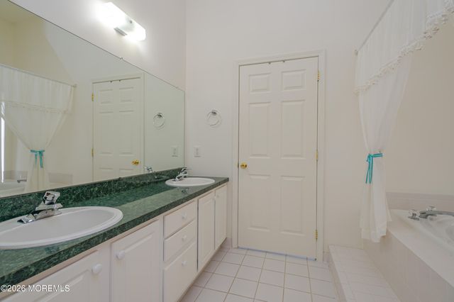 159 Dorado Beach Court, Howell, NJ 07731