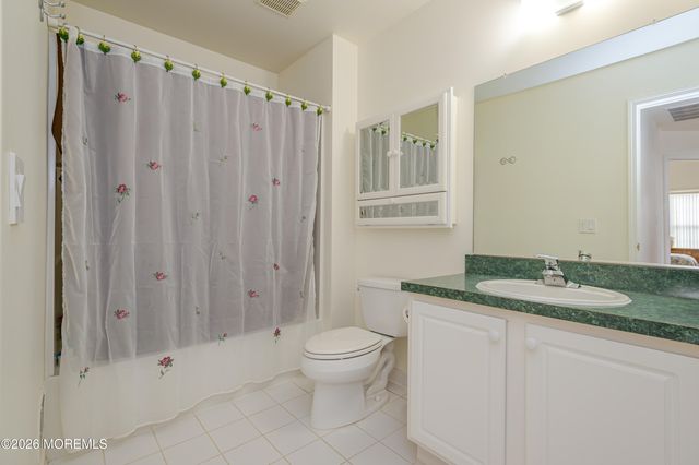 159 Dorado Beach Court, Howell, NJ 07731