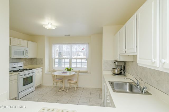 159 Dorado Beach Court, Howell, NJ 07731