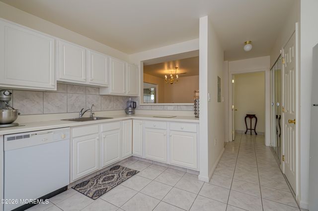 159 Dorado Beach Court, Howell, NJ 07731