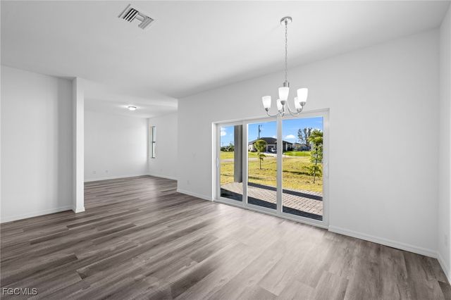 2518 NW 10th TER, Cape Coral, FL 33993