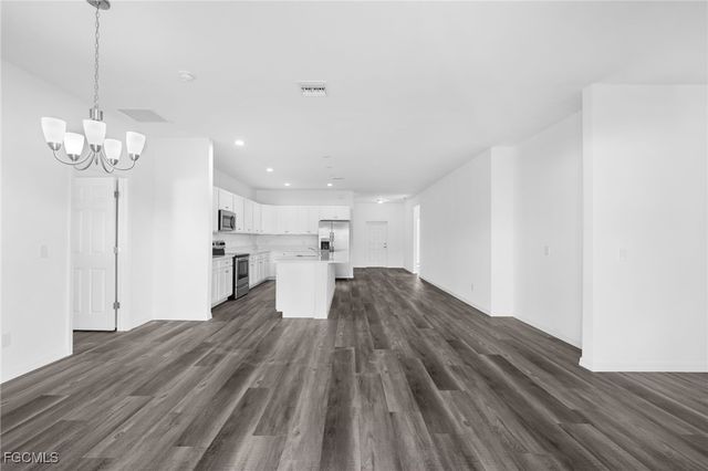 2518 NW 10th TER, Cape Coral, FL 33993