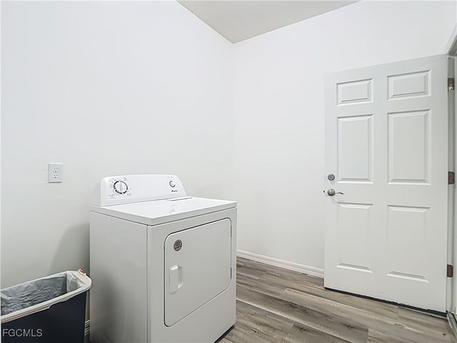 2518 NW 10th TER, Cape Coral, FL 33993