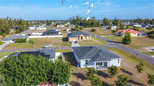 2518 NW 10th TER, Cape Coral, FL 33993