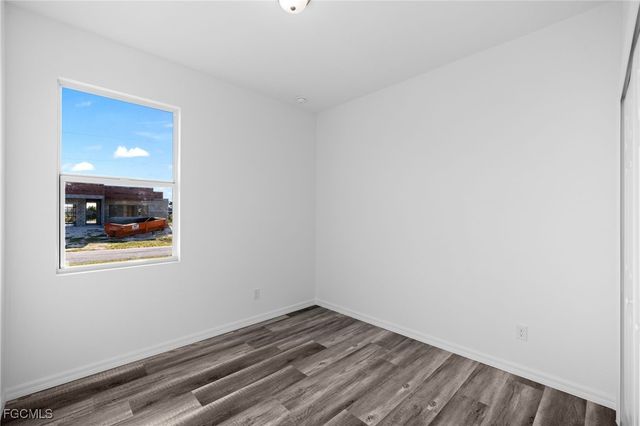 2518 NW 10th TER, Cape Coral, FL 33993