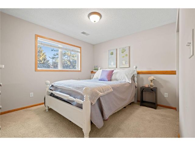 2001 Stonepine Avenue, Hudson, WI 54016