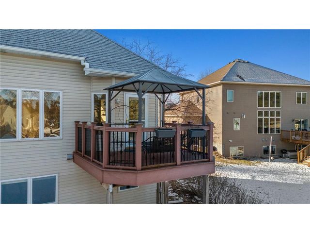 2001 Stonepine Avenue, Hudson, WI 54016